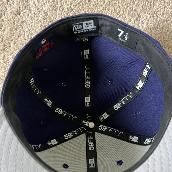 New Era San Diego Padres 59Fifty Fitted hat - size 7 1/8 - Picture 4 of 6